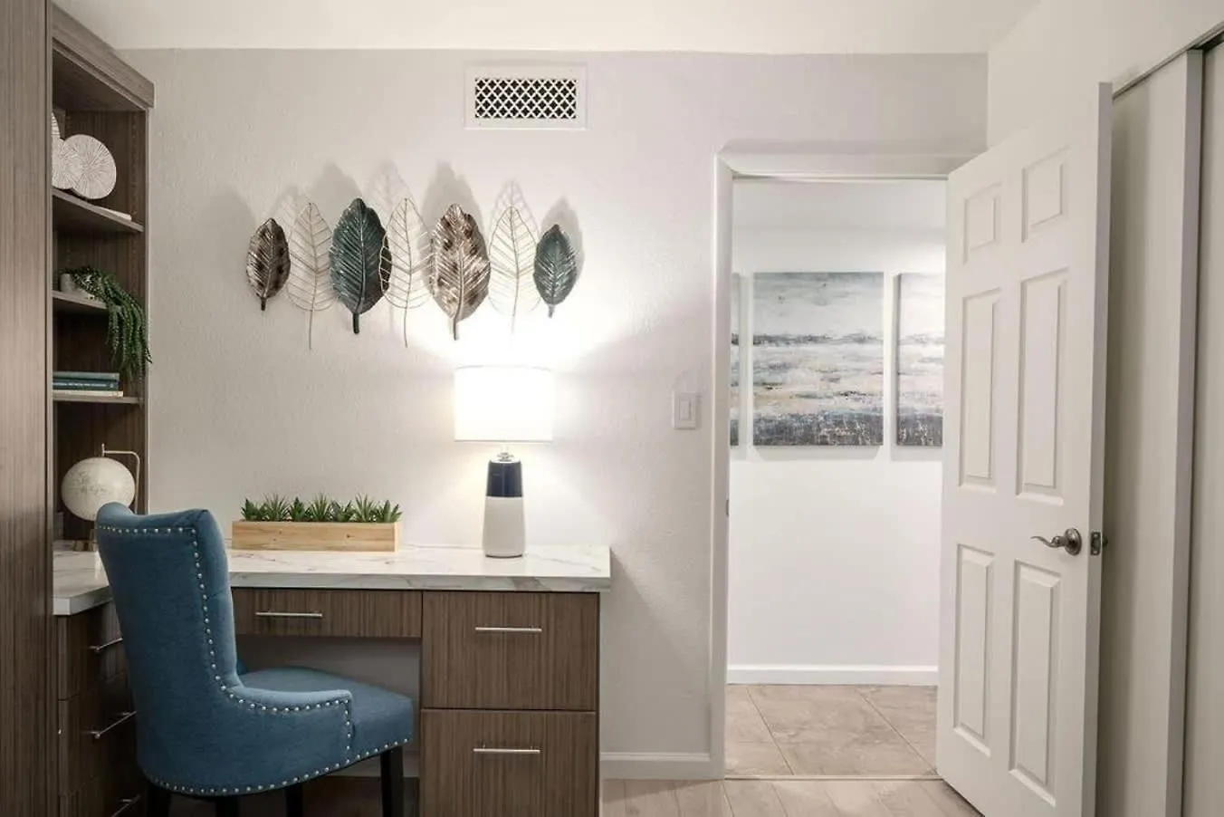 Blue Agave Home - Chic & Stylish With Pool Putt & Games Phoenix